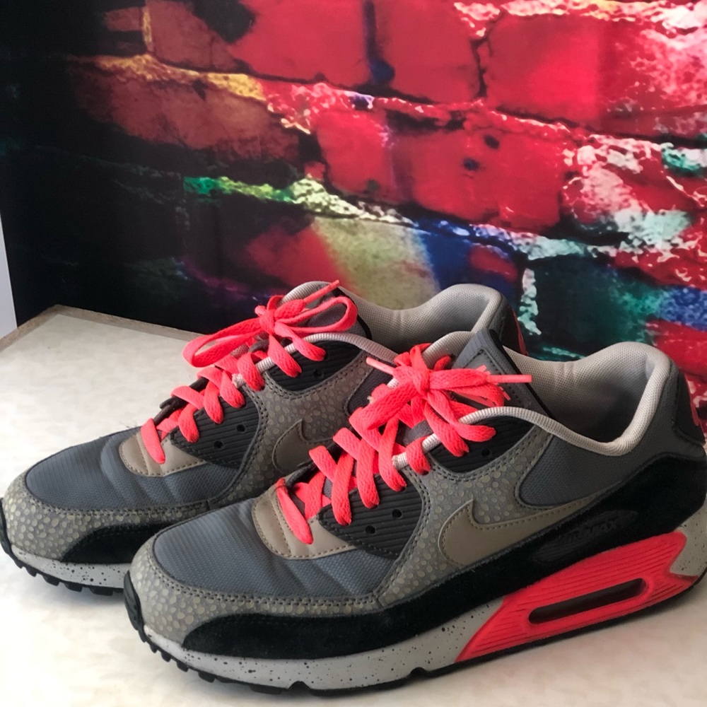 Nike air max size 9